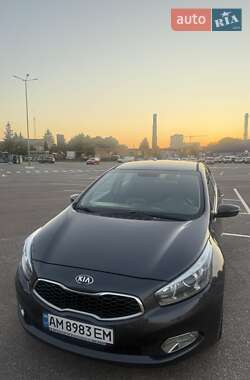 Хетчбек Kia Ceed 2013 в Житомирі