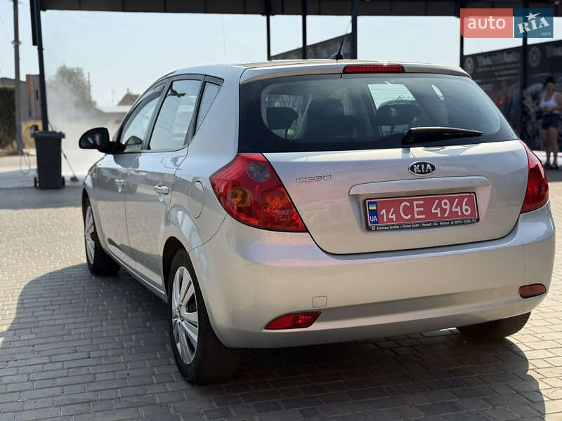 Хетчбек Kia Ceed 2008 в Звенигородці