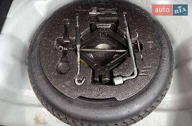 Хэтчбек Kia Ceed 2007 в 