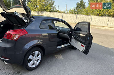 Хэтчбек Kia Ceed 2008 в 