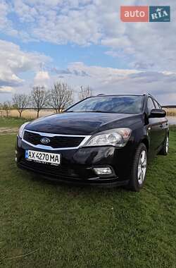 Універсал Kia Ceed 2011 в Печенігах