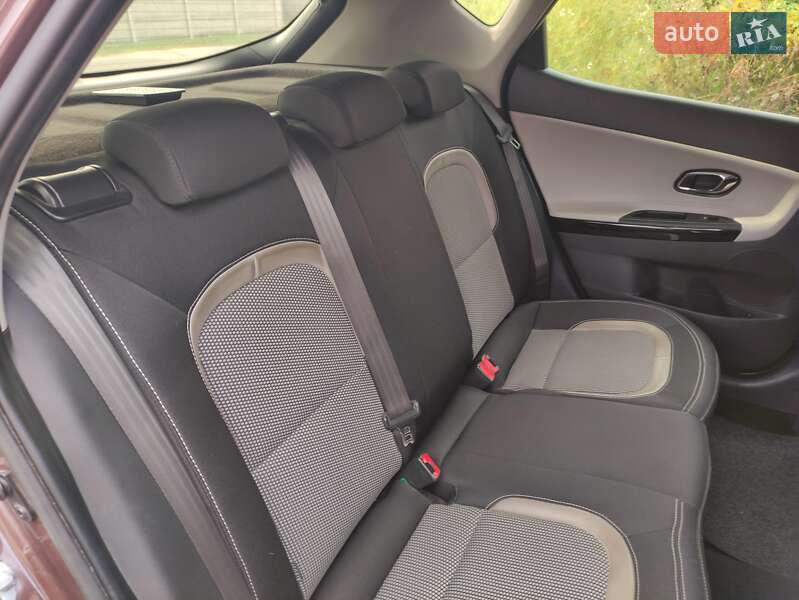 Хэтчбек Kia Ceed 2013 в Киеве