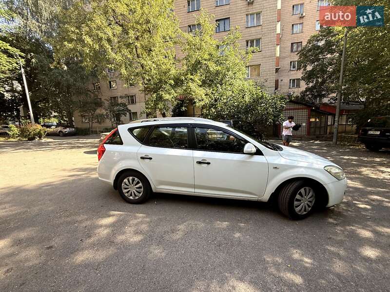 Універсал Kia Ceed 2008 в Києві фото 3 Універсал Kia Ceed 2008 в Києві