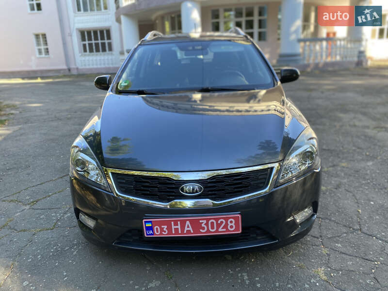 Kia Ceed 2011