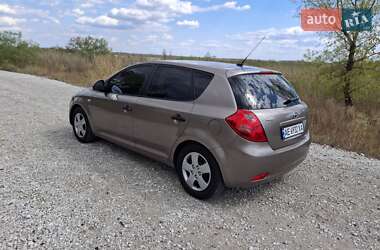 Хэтчбек Kia Ceed 2007 в Новомосковске