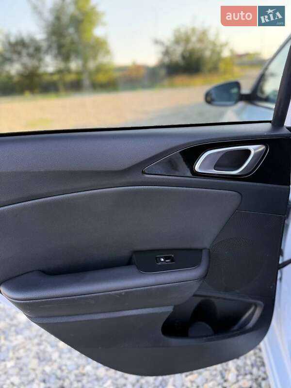 Універсал Kia Ceed 2020 в Тернополі фото 30 Універсал Kia Ceed 2020 в Тернополі