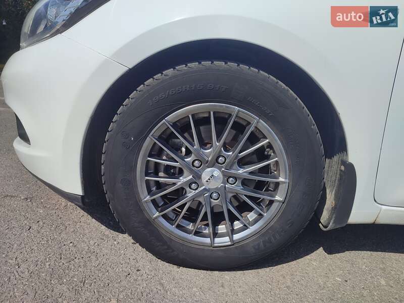 Хэтчбек Kia Ceed 2012 в Ужгороде фото 15 Хэтчбек Kia Ceed 2012 в Ужгороде