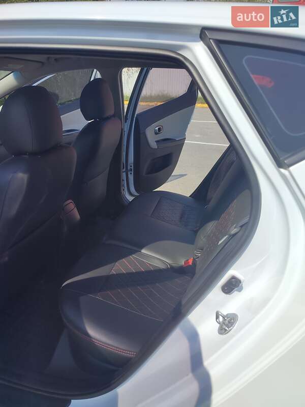 Хэтчбек Kia Ceed 2012 в Ужгороде фото 39 Хэтчбек Kia Ceed 2012 в Ужгороде