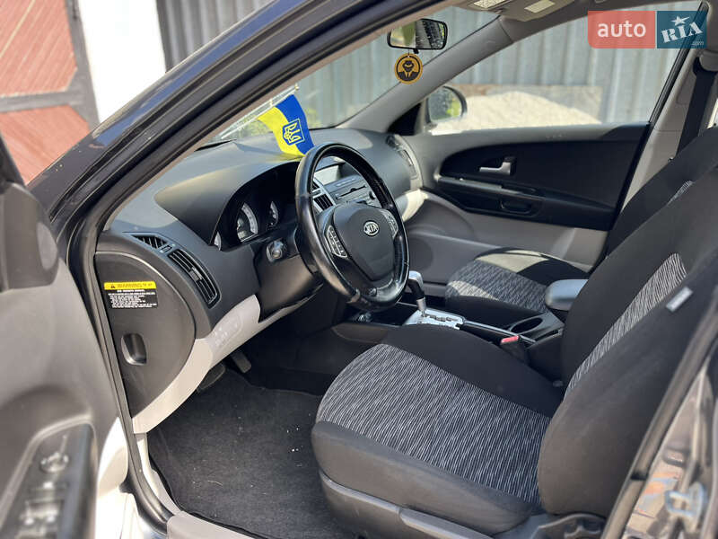 Универсал Kia Ceed 2008 в Добротворе