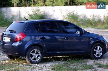 Хэтчбек Kia Ceed 2007 в Новояворовске