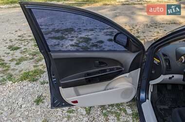 Хэтчбек Kia Ceed 2007 в Новояворовске