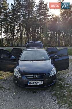 Хэтчбек Kia Ceed 2007 в Новояворовске