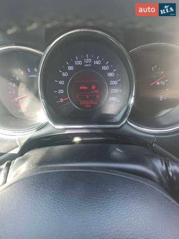 Универсал Kia Ceed 2014 в Обухове фото 3 Универсал Kia Ceed 2014 в Обухове