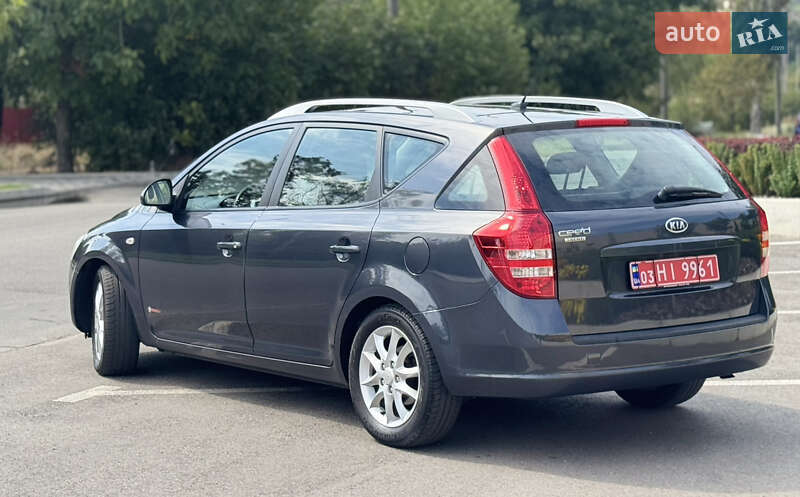Универсал Kia Ceed 2008 в Запорожье