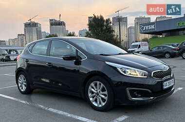 Хэтчбек Kia Ceed 2017 в 