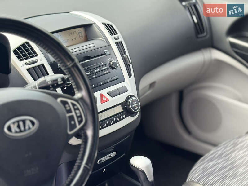 Универсал Kia Ceed 2008 в Запорожье
