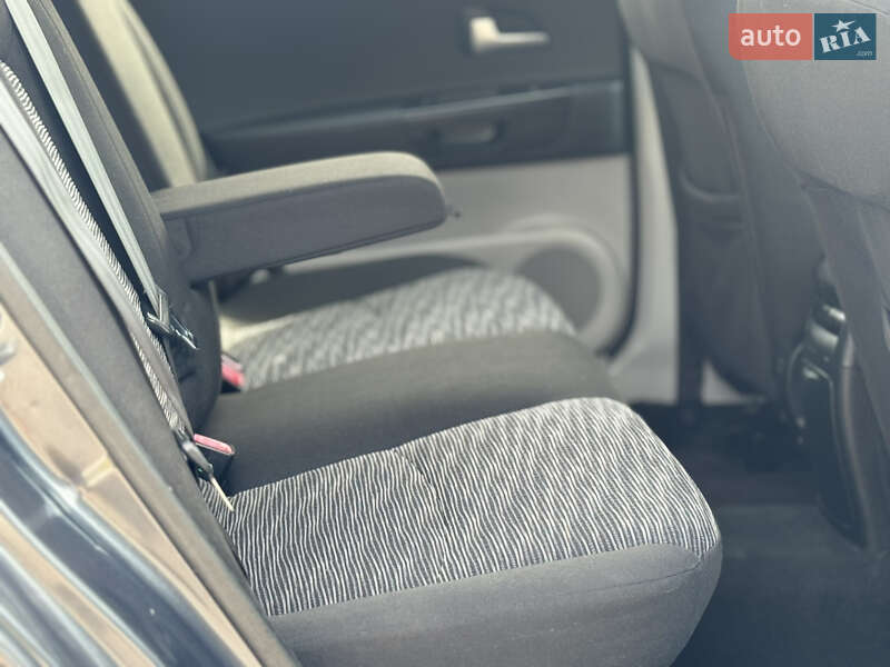 Универсал Kia Ceed 2008 в Запорожье