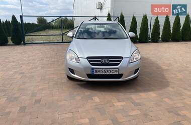 Хэтчбек Kia Ceed 2007 в Киеве