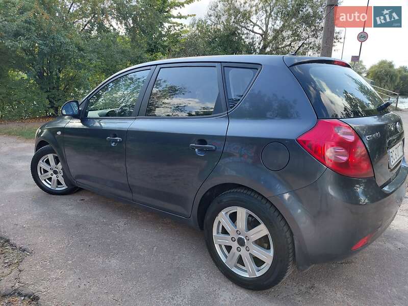 Kia Ceed 2008