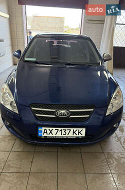 Хетчбек Kia Ceed 2008 в Харкові