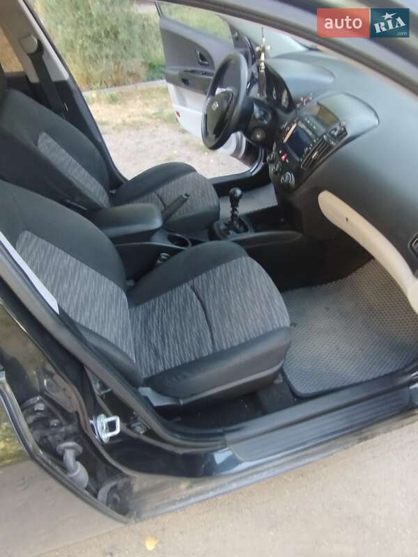 Хэтчбек Kia Ceed 2009 в Кропивницком фото 7 Хэтчбек Kia Ceed 2009 в Кропивницком