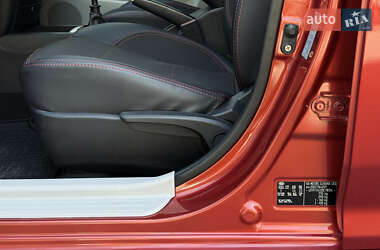 Хэтчбек Kia Ceed 2008 в 