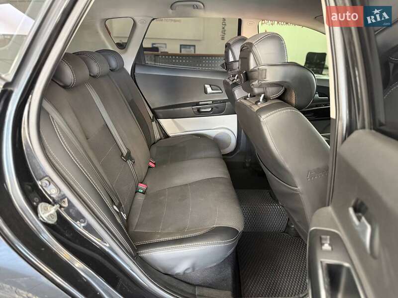 Хэтчбек Kia Ceed 2008 в Киеве