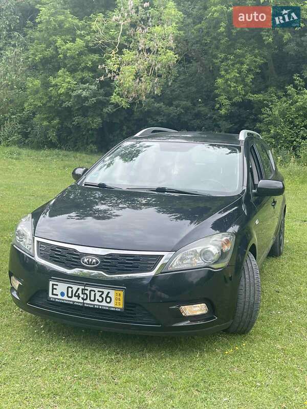 Универсал Kia Ceed 2011 в 