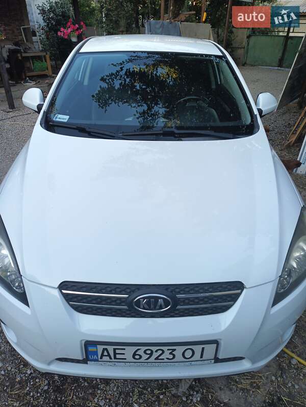 Kia Ceed 2008