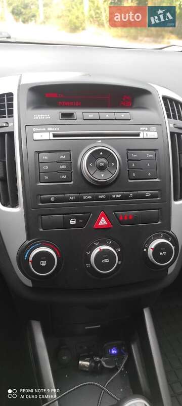 Универсал Kia Ceed 2010 в Ирпене