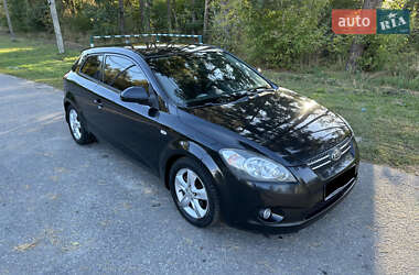 Хетчбек Kia Ceed 2008 в Києві