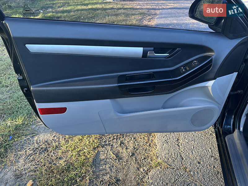 Хэтчбек Kia Ceed 2008 в Киеве