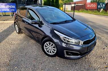 Хэтчбек Kia Ceed 2017 в 