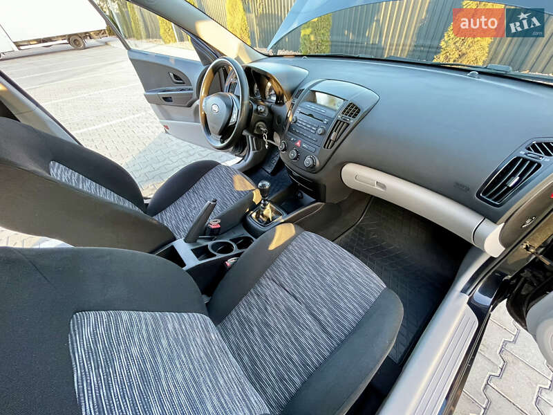 Хетчбек Kia Ceed 2007 в Одесі фото 47 Хетчбек Kia Ceed 2007 в Одесі