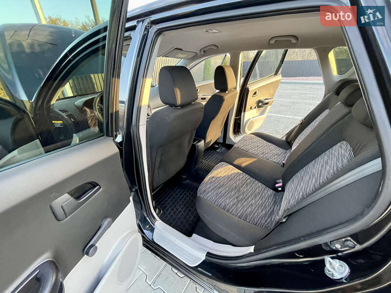 Хетчбек Kia Ceed 2007 в Одесі фото 59 Хетчбек Kia Ceed 2007 в Одесі