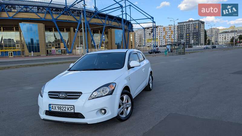 Хэтчбек Kia Ceed 2008 в Харькове фото Хэтчбек Kia Ceed 2008 в Харькове