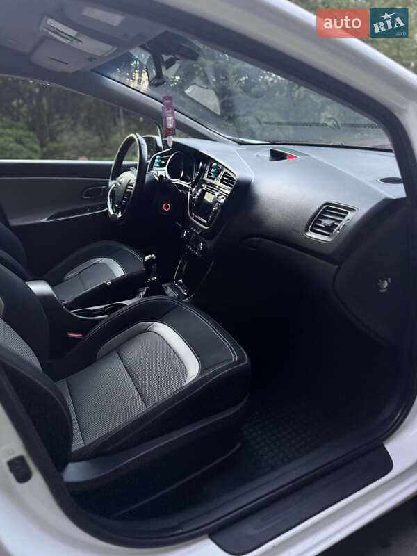 Універсал Kia Ceed 2014 в Глевасі