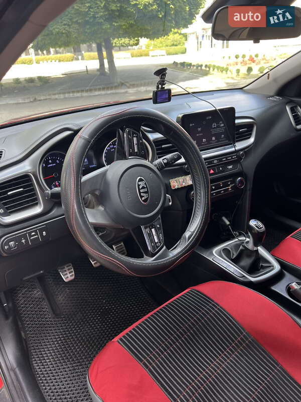 Универсал Kia Ceed 2018 в Днепре