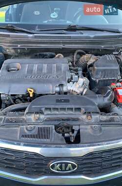 Универсал Kia Ceed 2010 в Долине