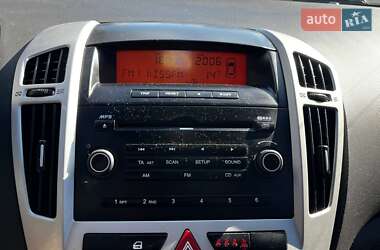 Хэтчбек Kia Ceed 2008 в 