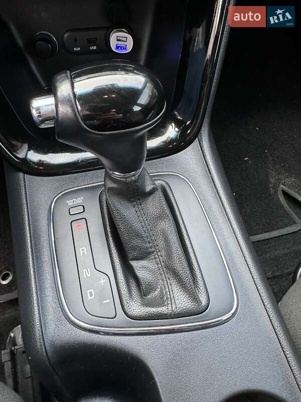 Хетчбек Kia Ceed 2013 в Києві