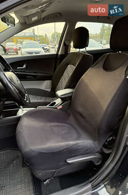 Хэтчбек Kia Ceed 2008 в 