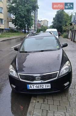 Универсал Kia Ceed 2011 в Ивано-Франковске