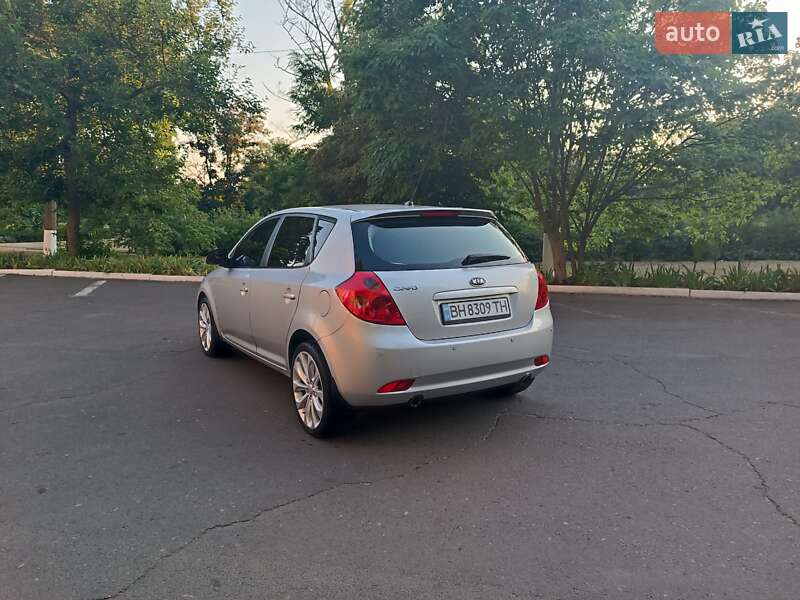 Хэтчбек Kia Ceed 2007 в Одессе