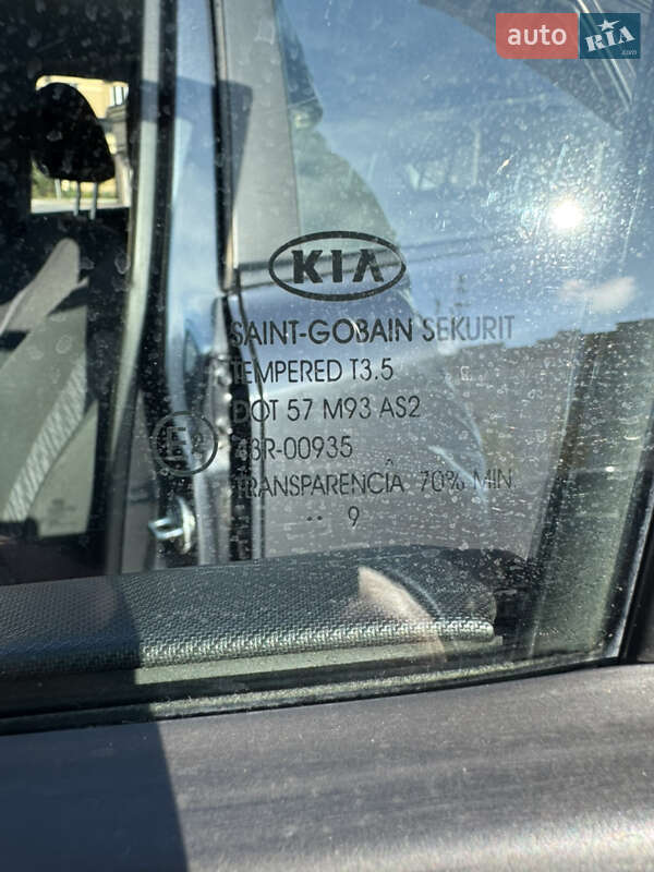 Хэтчбек Kia Ceed 2009 в Киеве