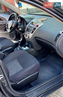 Универсал Kia Ceed 2007 в Житомире