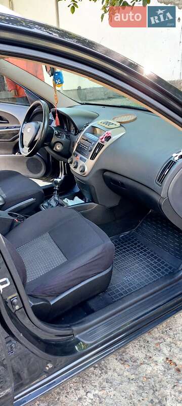 Универсал Kia Ceed 2007 в 