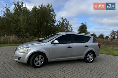 Универсал Kia Ceed 2009 в 