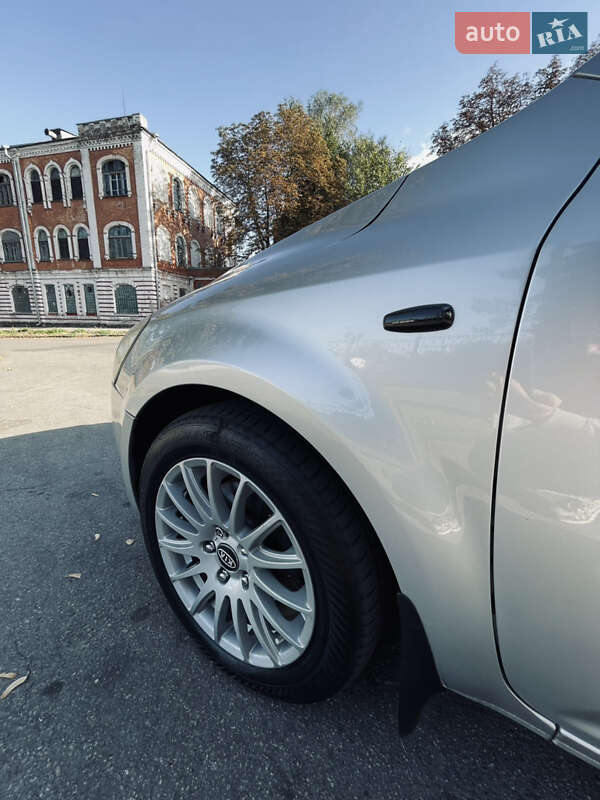 Хэтчбек Kia Ceed 2007 в Полтаве