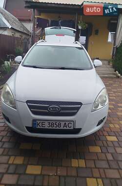 Универсал Kia Ceed 2008 в Днепре
